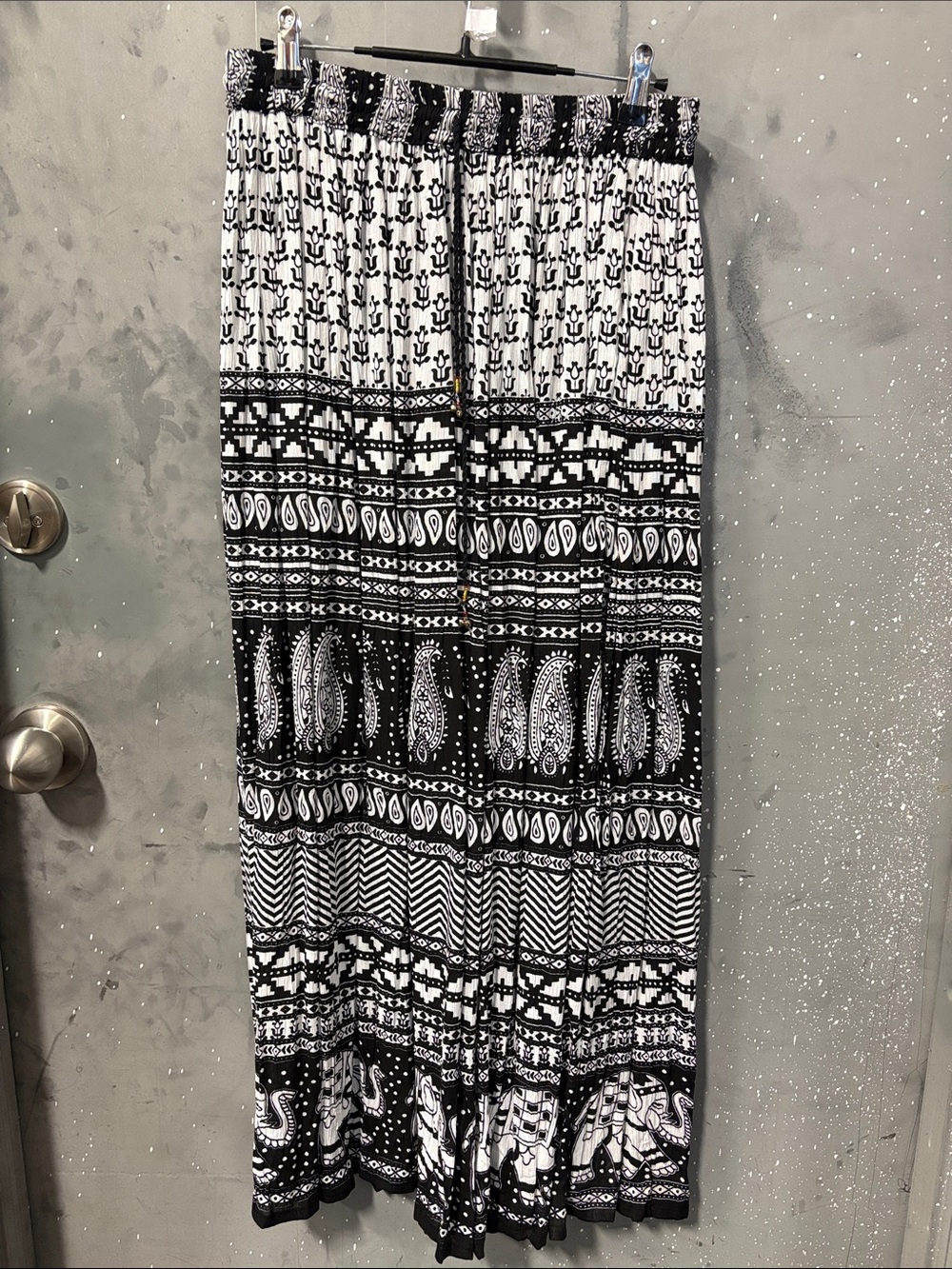 Black & White Printed Boho Maxi Skirt with Elastic Waist